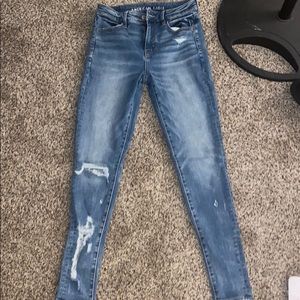American Eagle skinny jeans - distressed